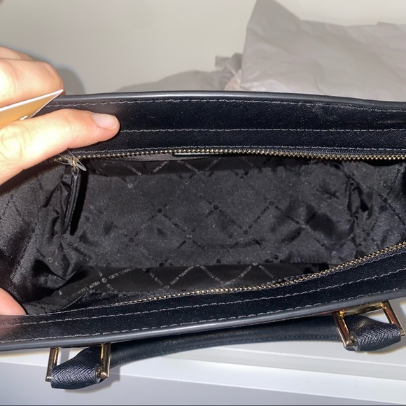 MK Red Rose Crossbody - Picture 8 of 11